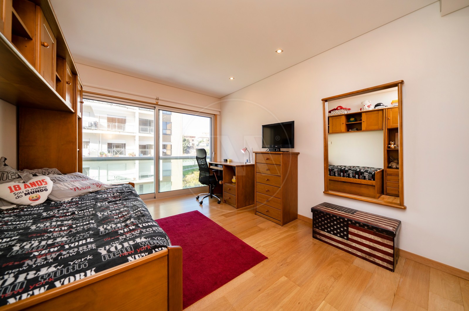 Apartamento T4 para Venda em Nogueira, Fraião e Lamaçães, Braga, Braga - Quarto (Imagem 5)