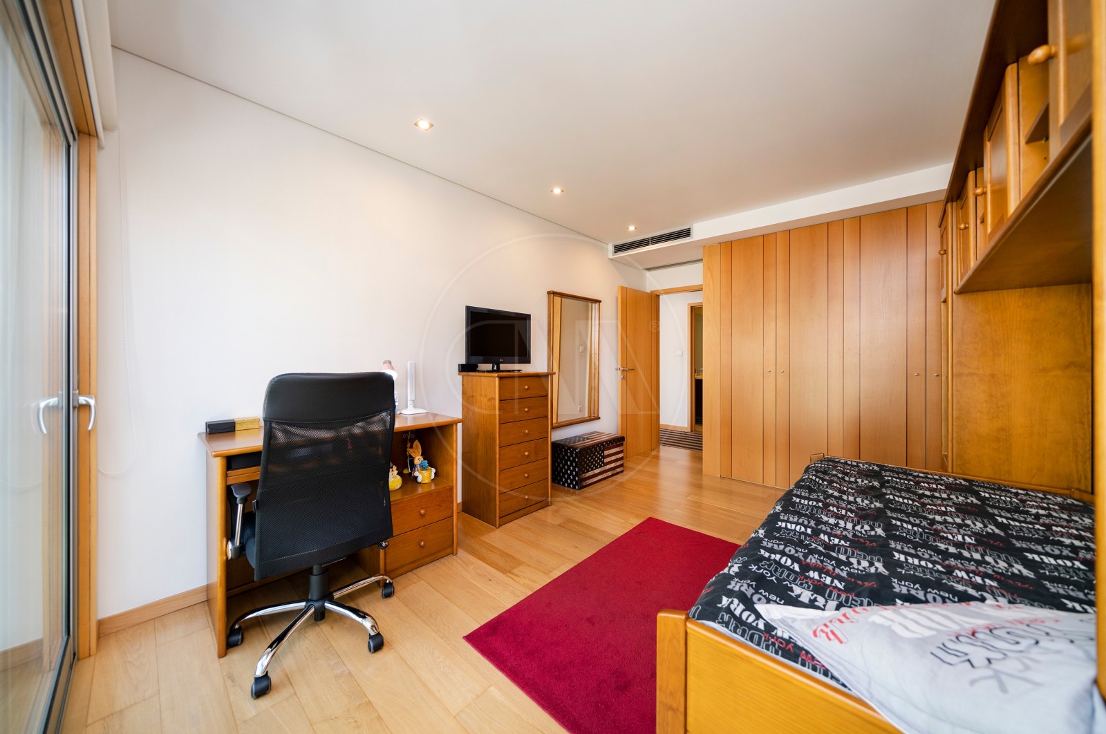 Apartamento T4 para Venda em Nogueira, Fraião e Lamaçães, Braga, Braga - Quarto (Imagem 6)