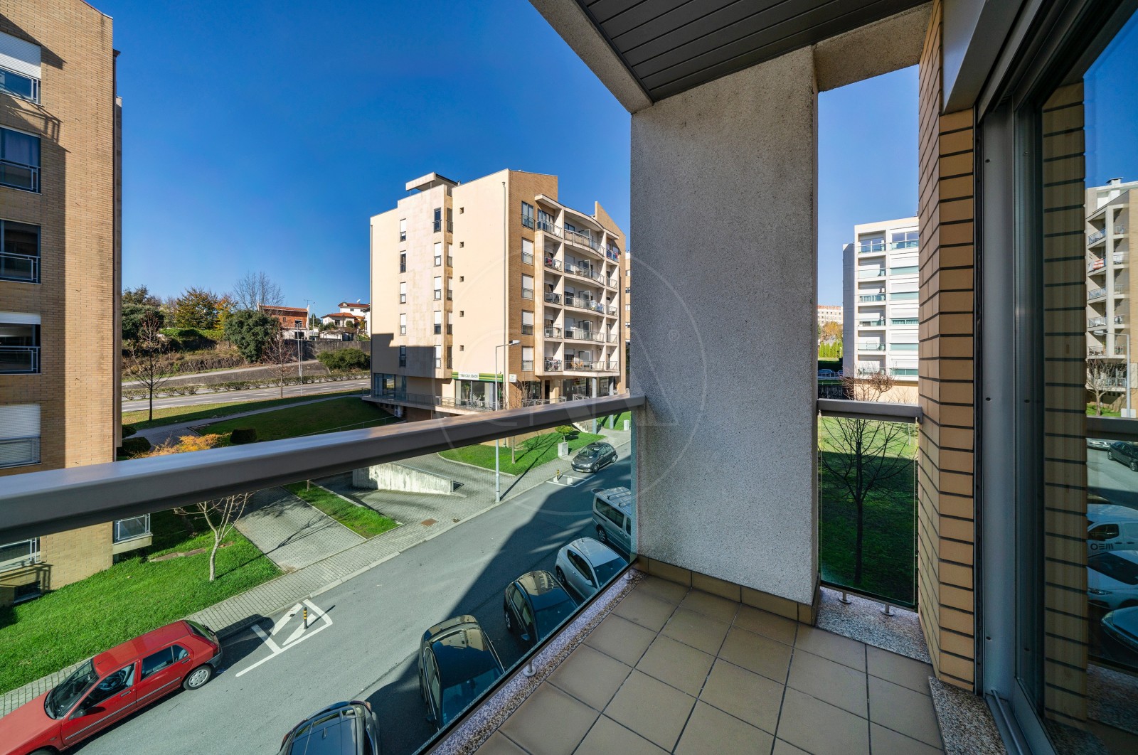 Apartamento T4 para Venda em Nogueira, Fraião e Lamaçães, Braga, Braga - Vistas (Imagem 4)