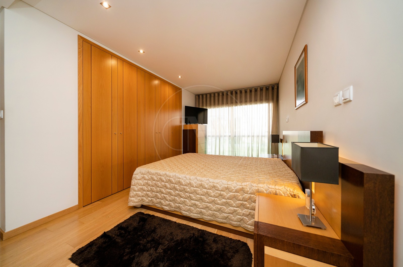 Apartamento T4 para Venda em Nogueira, Fraião e Lamaçães, Braga, Braga - Suite (Imagem 2)