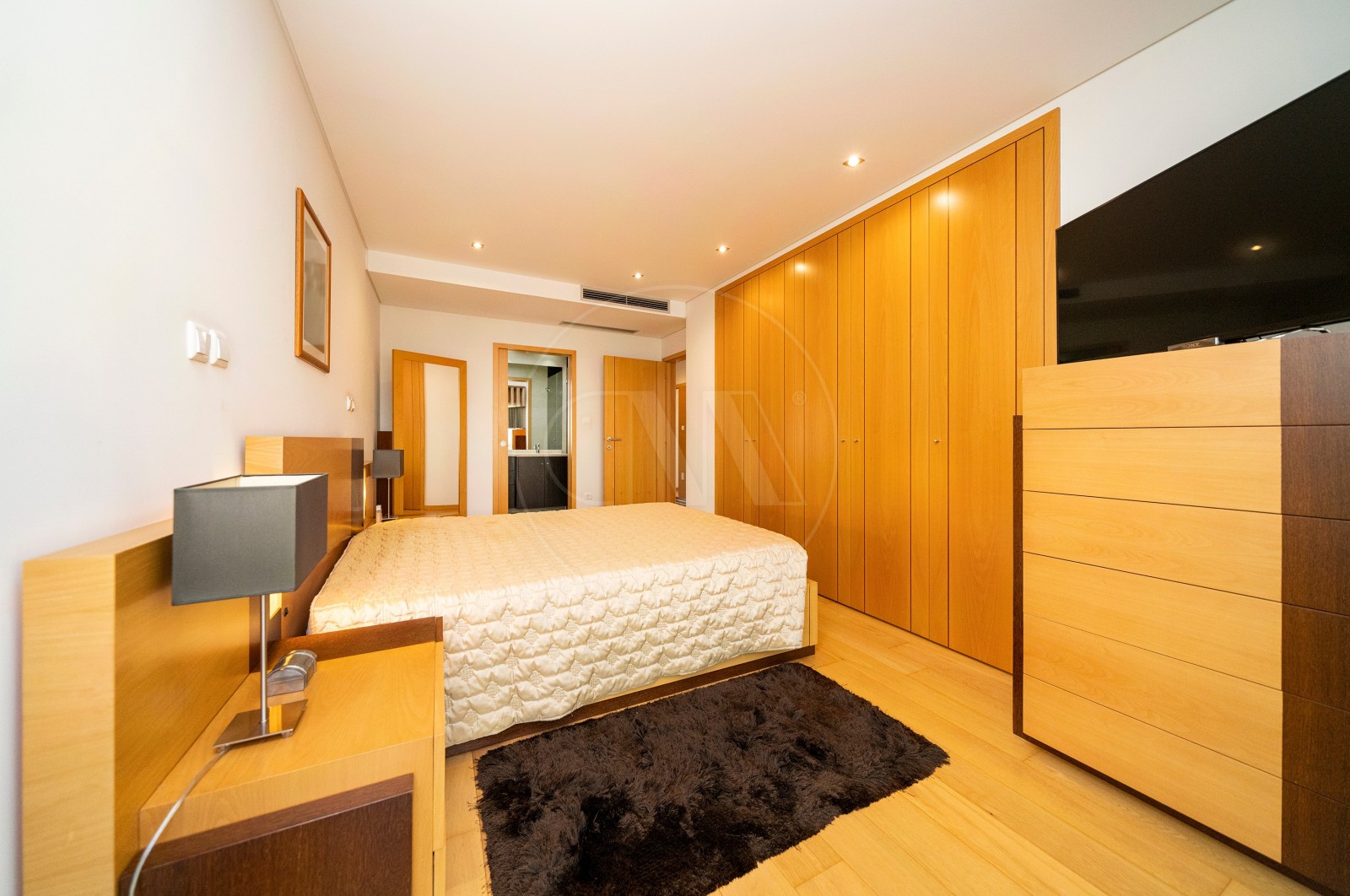 Apartamento T4 para Venda em Nogueira, Fraião e Lamaçães, Braga, Braga - Suite (Imagem 4)