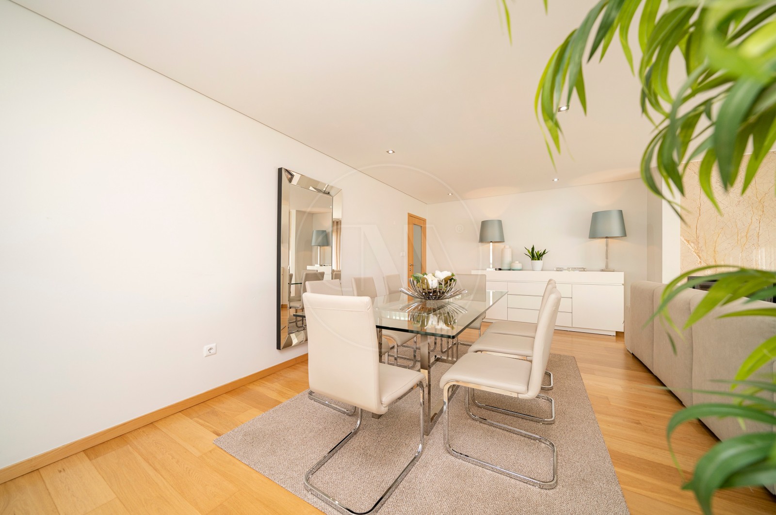 Apartamento T4 para Venda em Nogueira, Fraião e Lamaçães, Braga, Braga - Sala (Imagem 3)