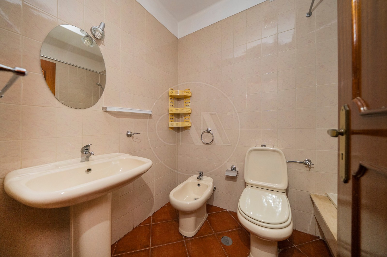 Apartment T1 for For sale in Gualtar, Braga, Braga - Casa de banho (Imagem 1)