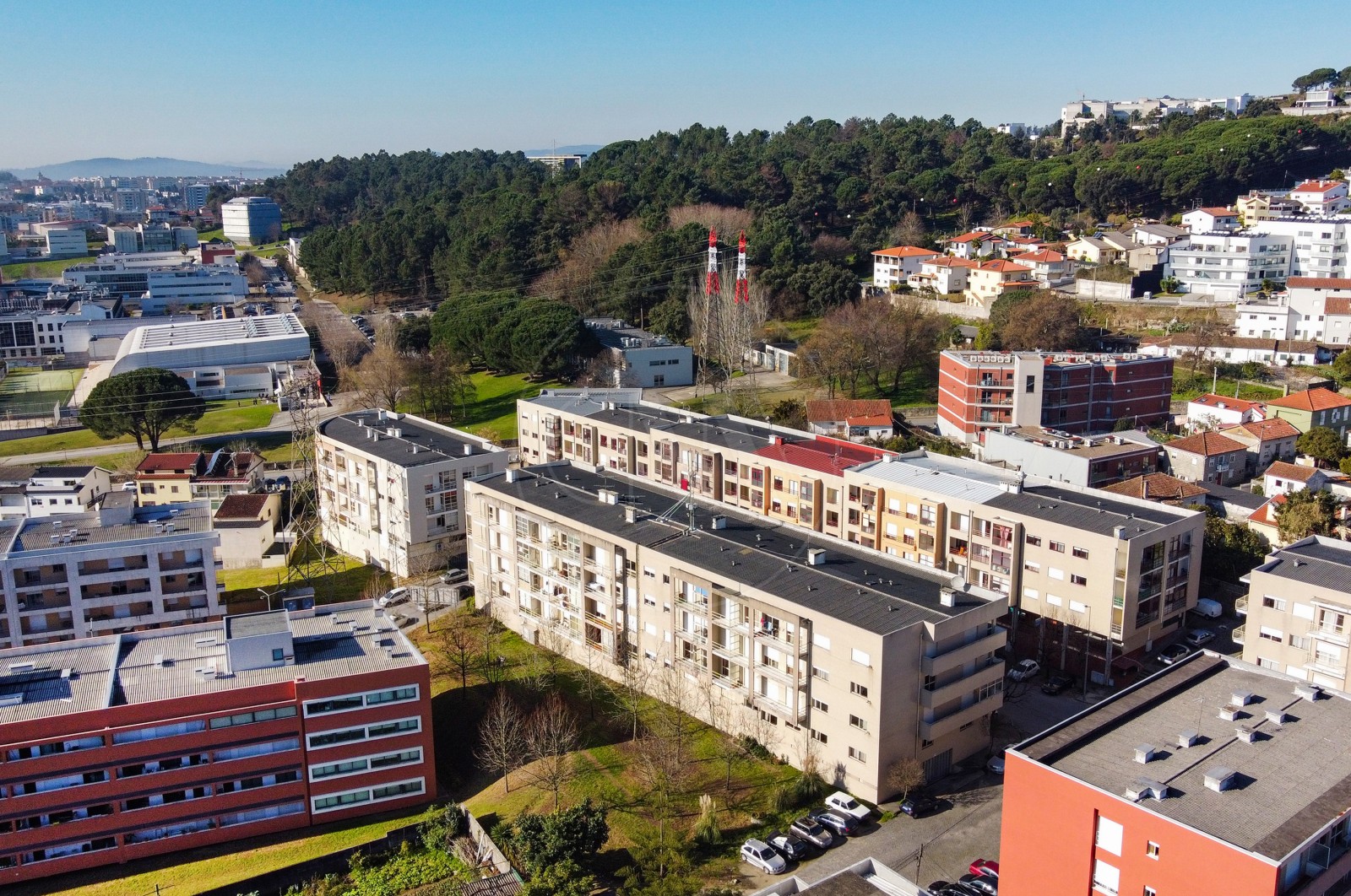 Apartment T1 for For sale in Gualtar, Braga, Braga - Fachada (Imagem 5)