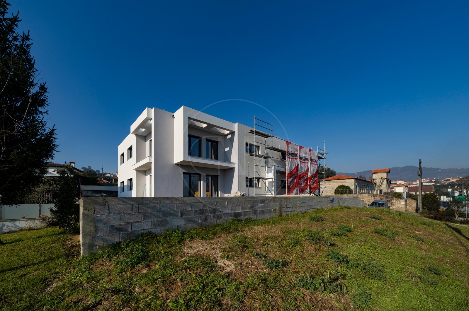 Apartamento T3 para Venda em Pico de Regalados, Gondiães e Mós, Vila Verde, Braga - Fachada (Imagem 6)