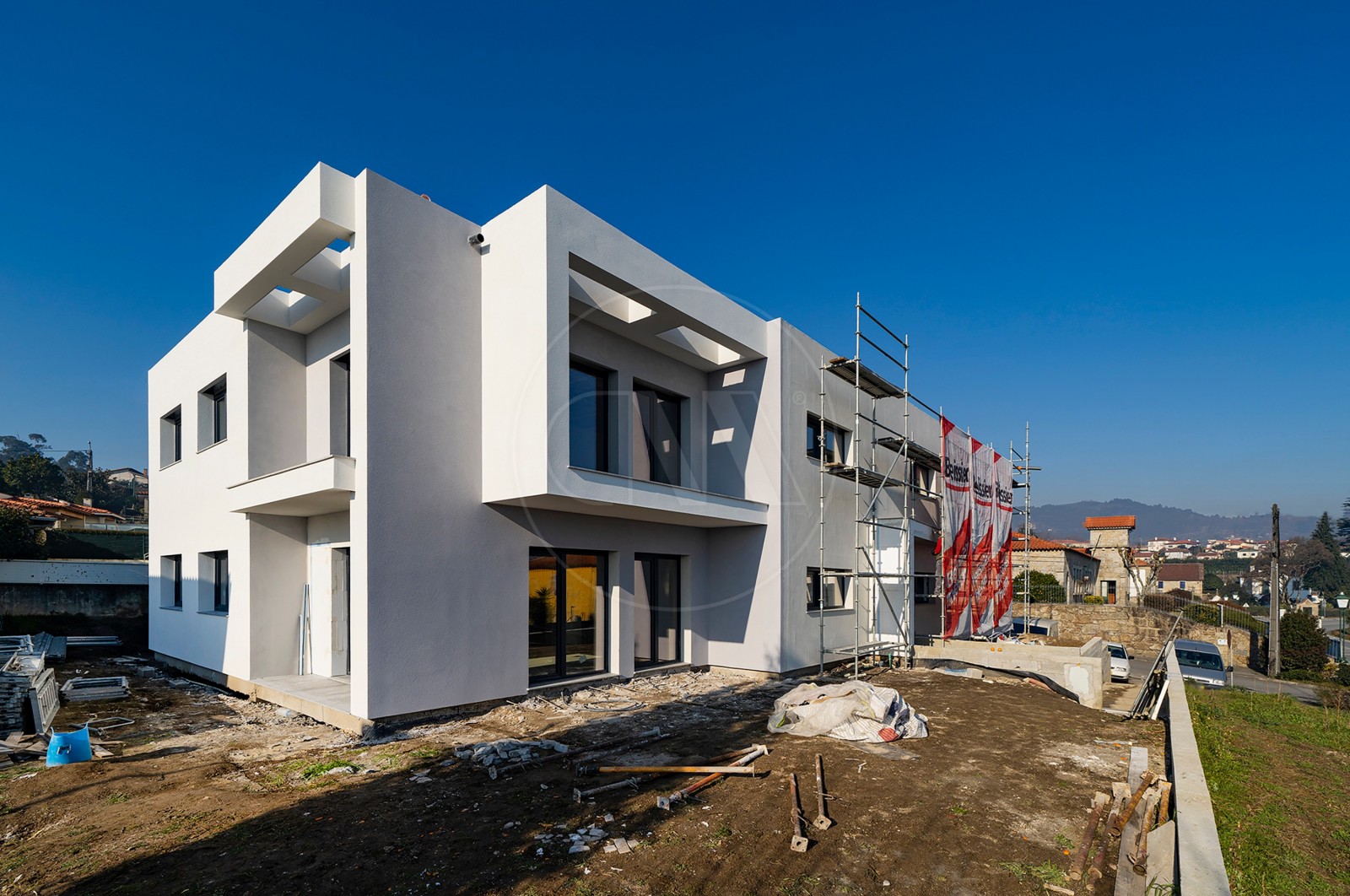 Apartamento T3 para Venda em Pico de Regalados, Gondiães e Mós, Vila Verde, Braga - Fachada (Imagem 4)