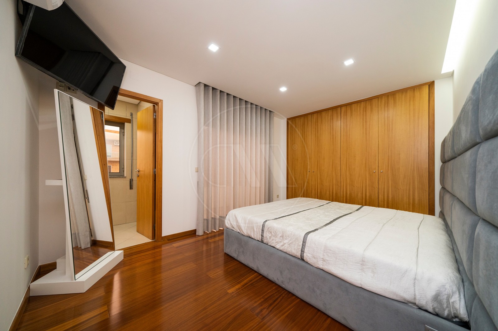 Apartamento T3 para Venda em Real, Dume e Semelhe, Braga, Braga - Suite (Imagem 1)