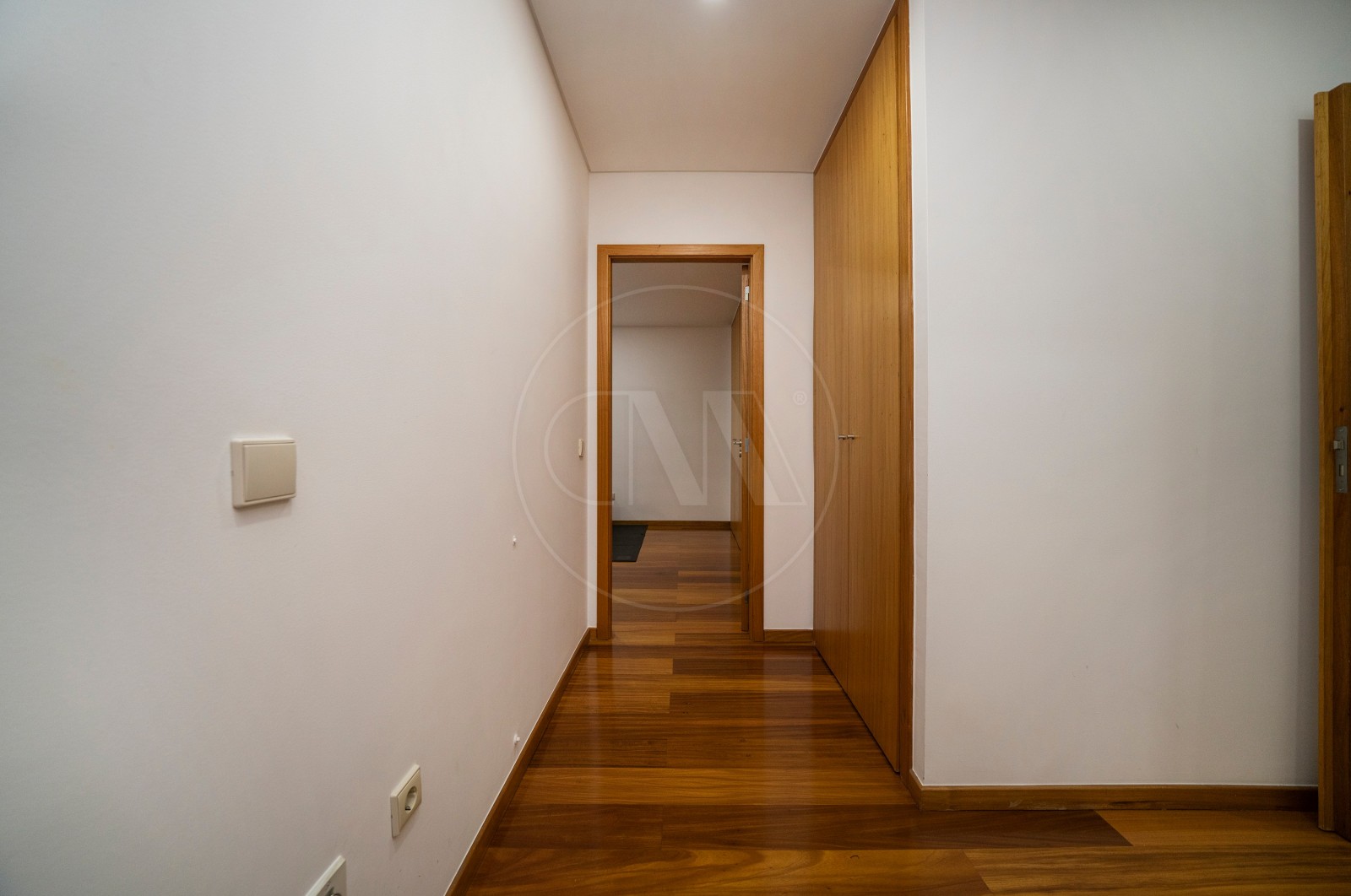 Apartamento T3 para Venda em Real, Dume e Semelhe, Braga, Braga - Corredor (Imagem 3)