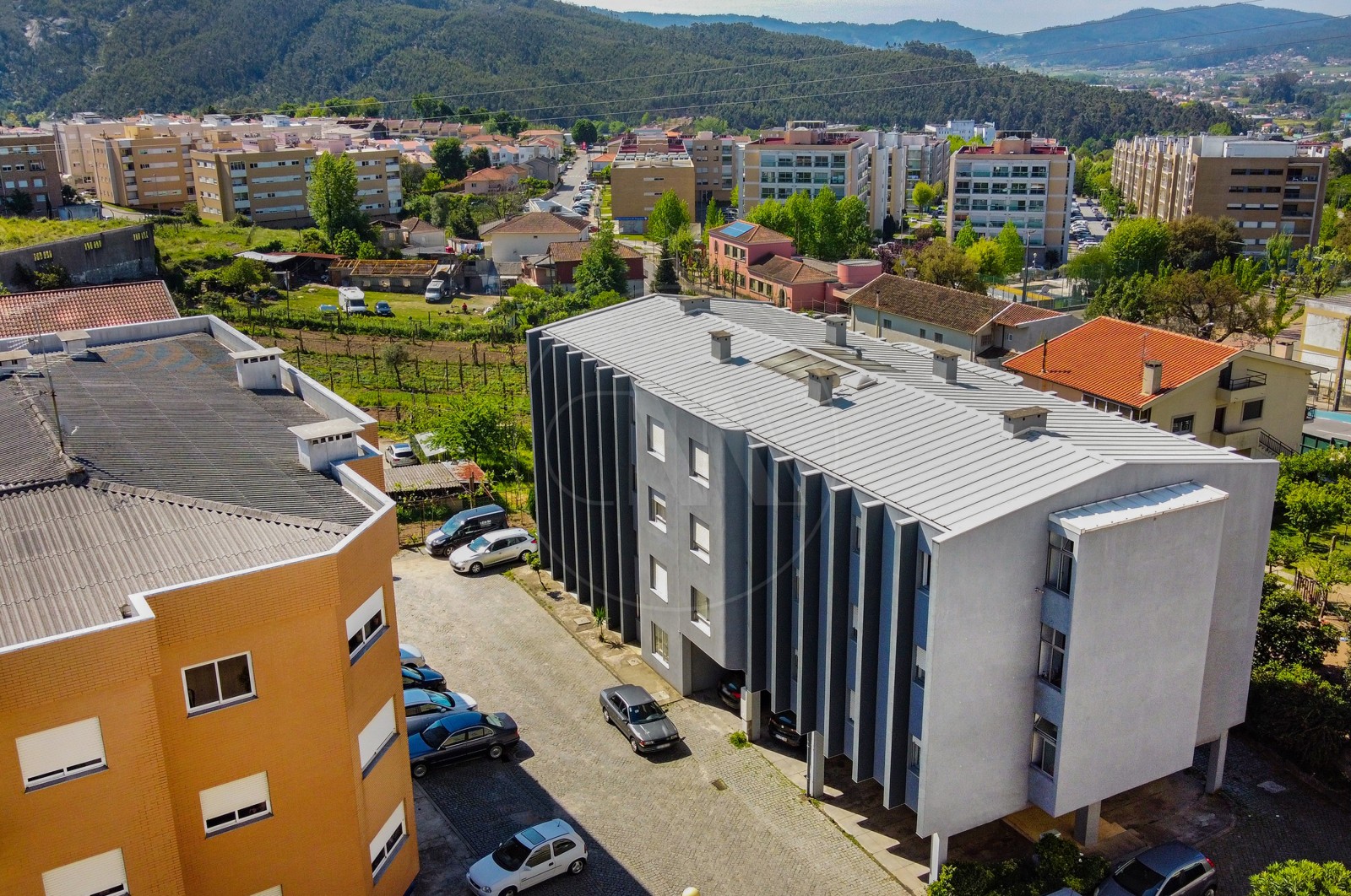 Apartment T3 for Buy in Nogueira, Fraião e Lamaçães, Braga, Braga - Área envolvente (Imagem 1)