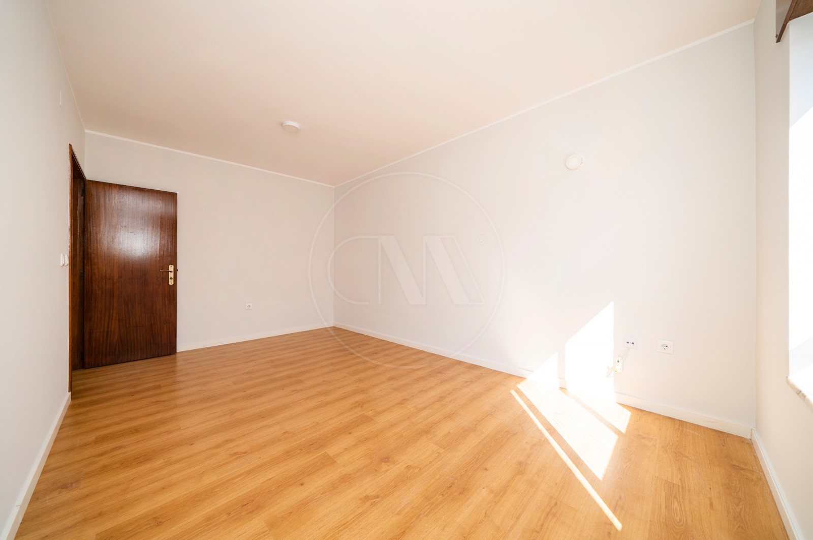 Apartment T3 for Buy in Nogueira, Fraião e Lamaçães, Braga, Braga - Sala (Imagem 4)