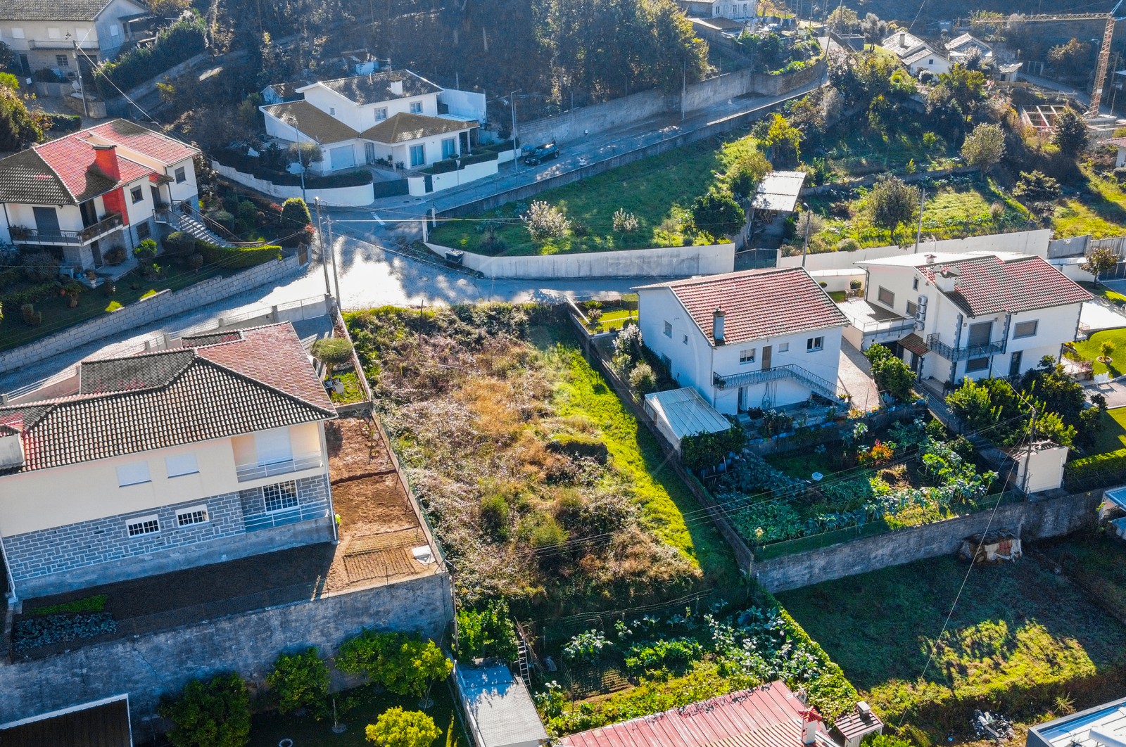 Terreno Urbano para Venda em Escudeiros e Penso (Santo Estêvão e São Vicente), Braga, Braga - Área envolvente (Imagem 5)