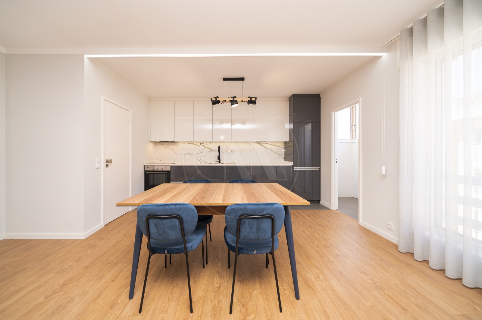 Apartamento T3 para Venda em Vila Nova de Famalicão e Calendário, Vila Nova de Famalicão, Braga - Sala de jantar (Imagem 3)