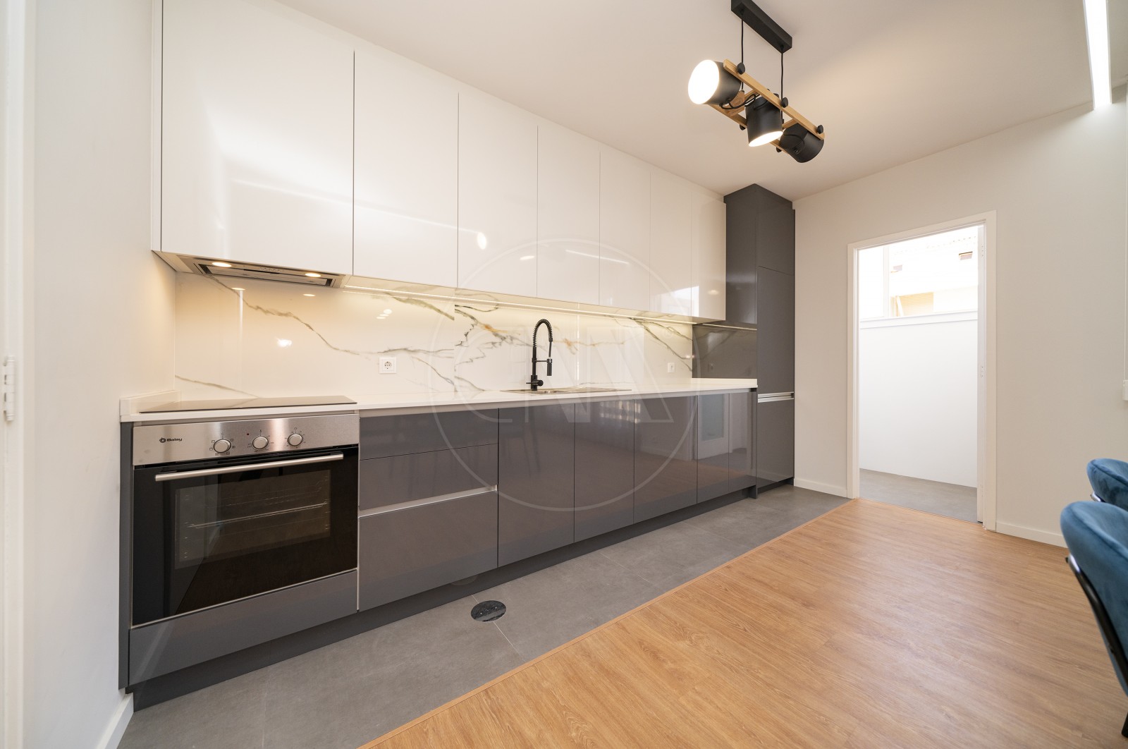 Apartamento T3 para Venda em Vila Nova de Famalicão e Calendário, Vila Nova de Famalicão, Braga - Cozinha (Imagem 1)