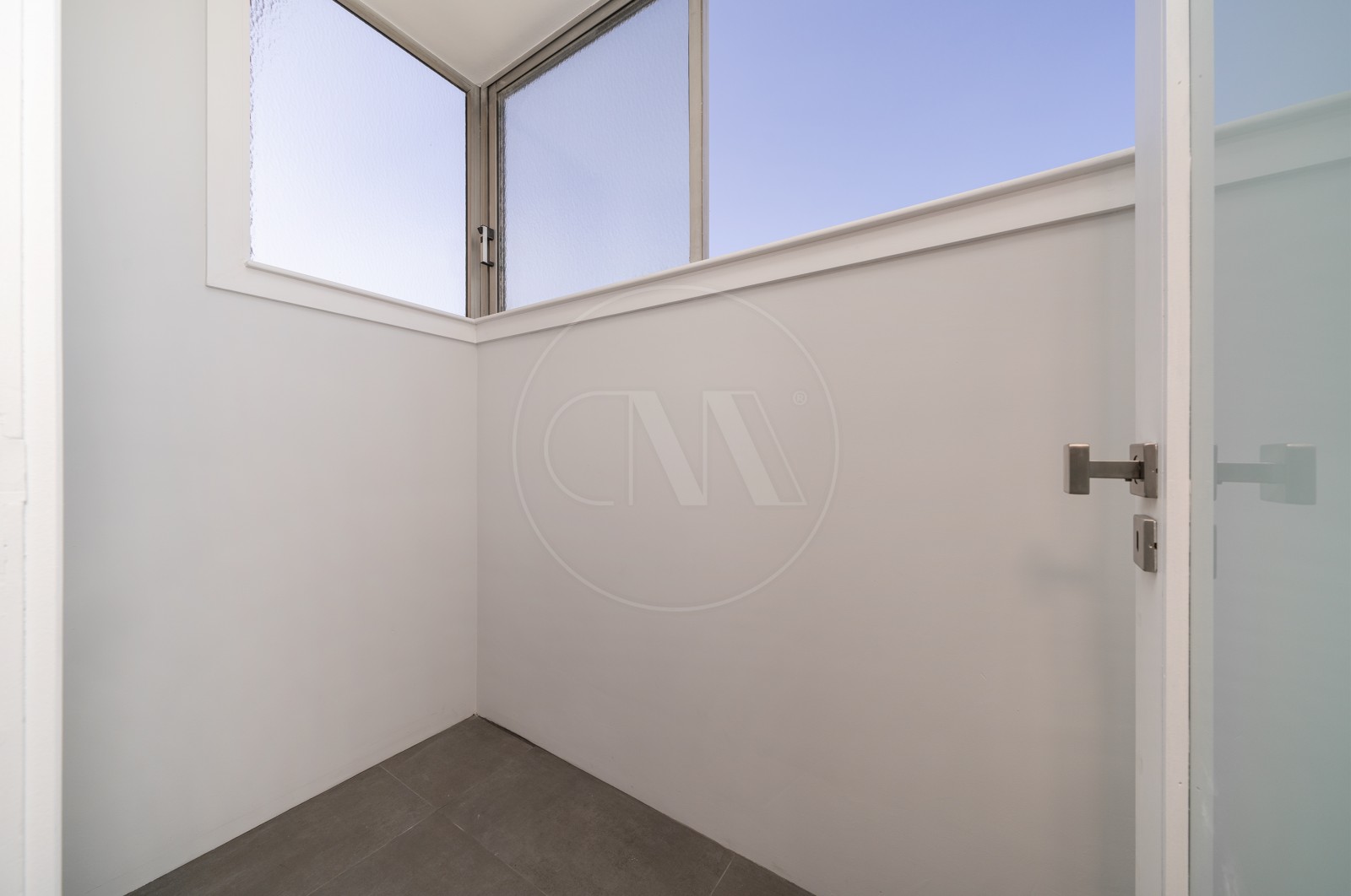 Apartamento T3 para Venda em Vila Nova de Famalicão e Calendário, Vila Nova de Famalicão, Braga - Detalhes (Imagem 2)