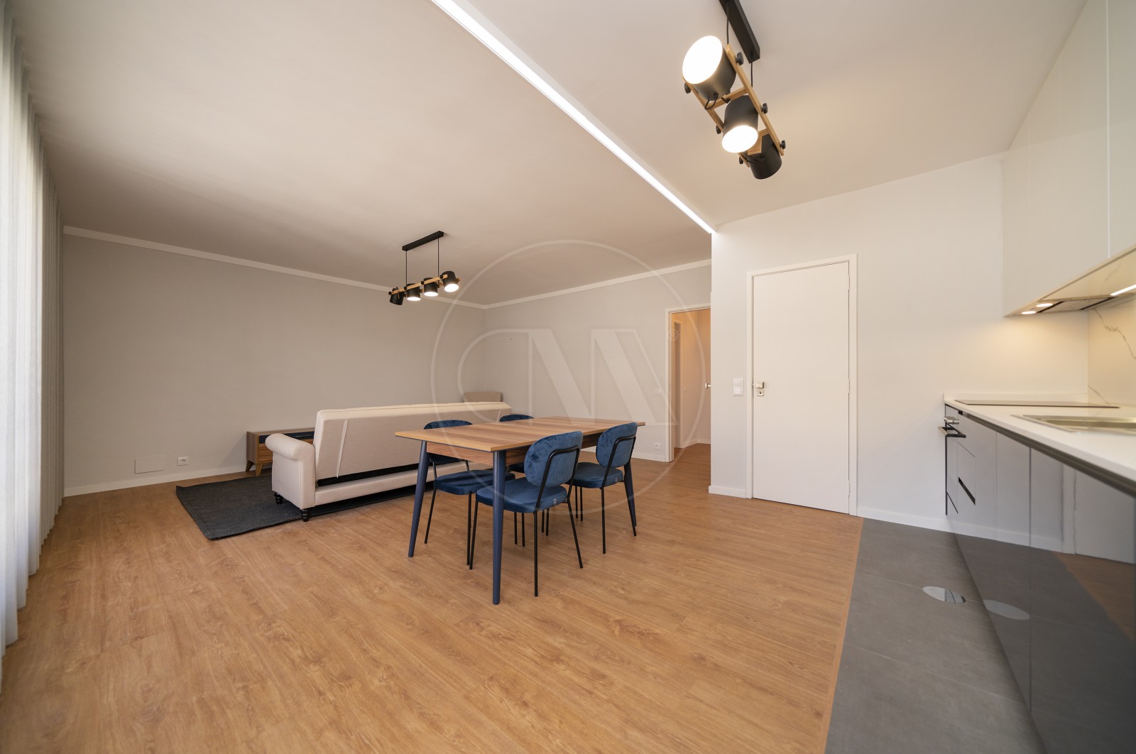 Apartamento T3 para Venda em Vila Nova de Famalicão e Calendário, Vila Nova de Famalicão, Braga - Sala (Imagem 6)