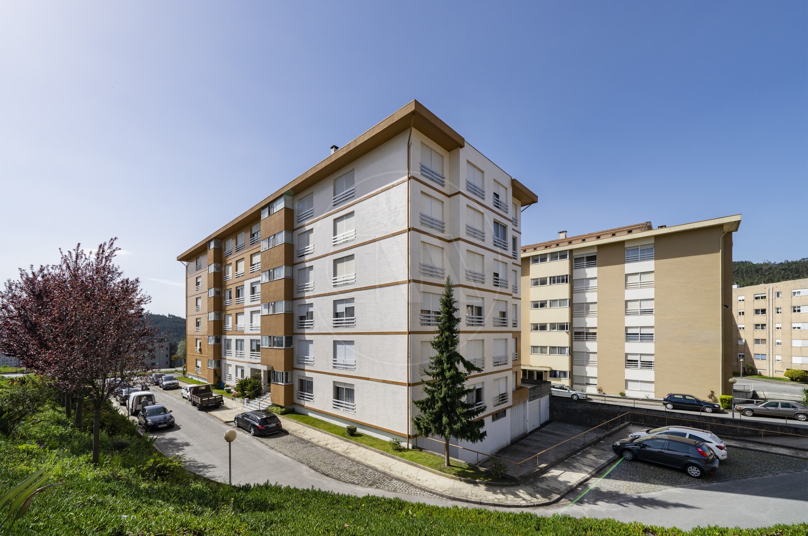 Apartamento T3 para Venda em Vila Nova de Famalicão e Calendário, Vila Nova de Famalicão, Braga - Fachada (Imagem 2)