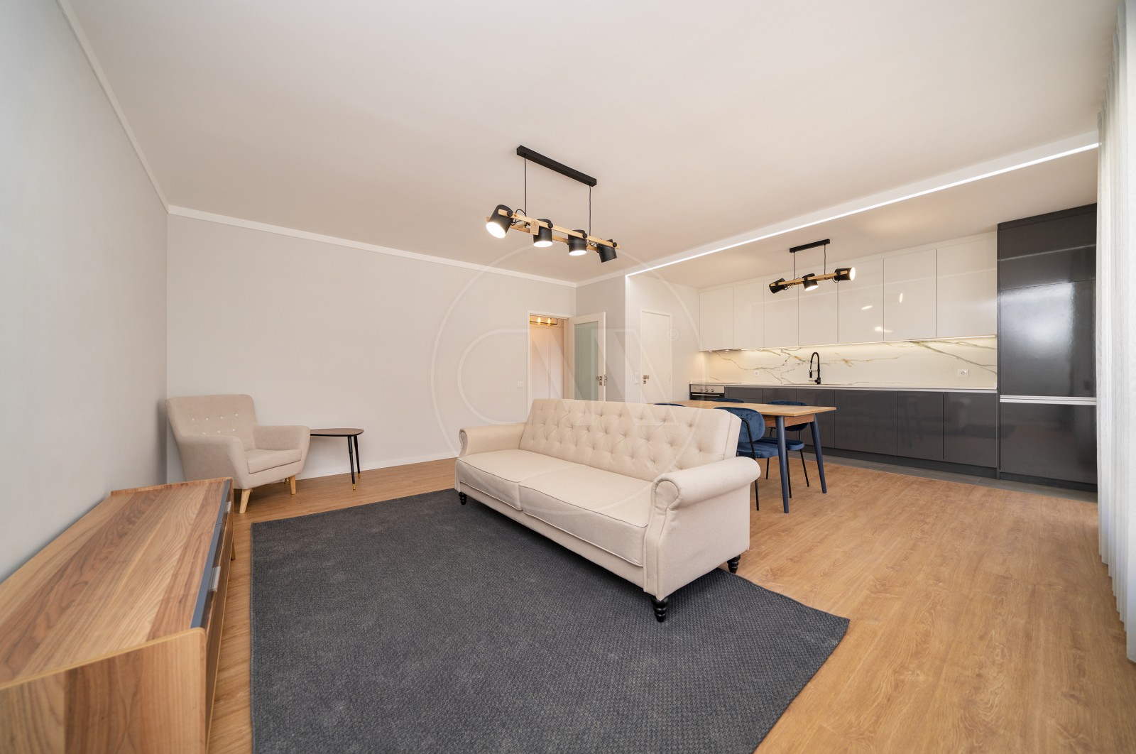 Apartamento T3 para Venda em Vila Nova de Famalicão e Calendário, Vila Nova de Famalicão, Braga - Sala (Imagem 4)
