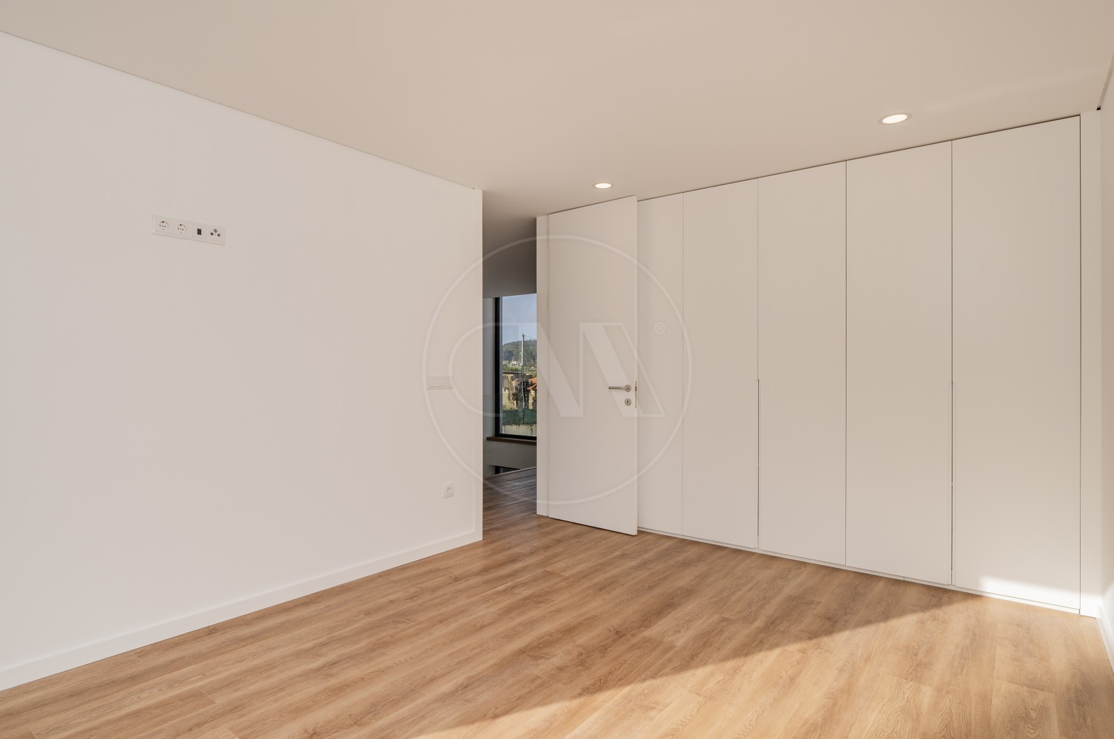 House T3 for For sale in Escudeiros e Penso (Santo Estêvão e São Vicente), Braga, Braga - Quarto (Imagem 6)