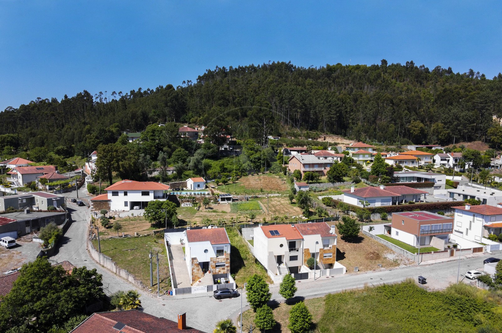 Terreno Urbano para Venda em Cabreiros e Passos (São Julião), Braga, Braga - Fachada (Imagem 1)