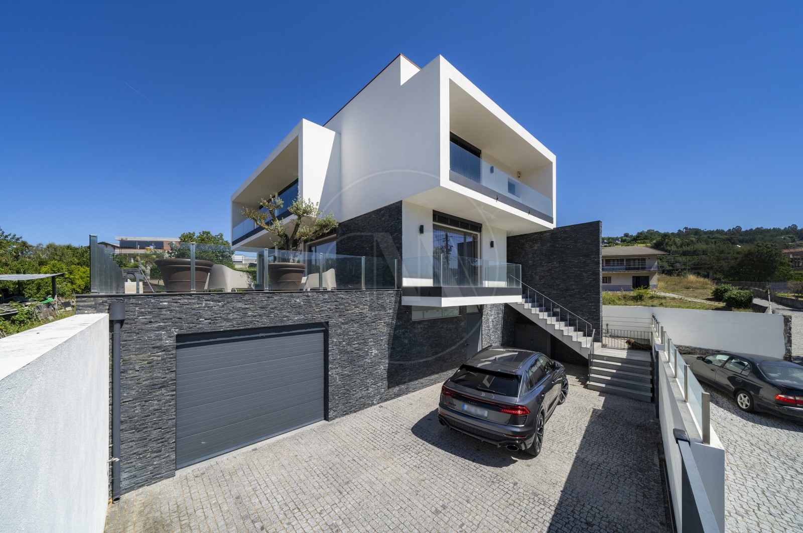 Moradia T4 para Venda em Este (São Pedro e São Mamede), Braga, Braga - Fachada (Imagem 1)