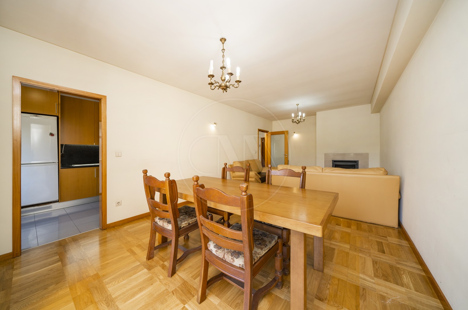 Apartamento T3 para Venda em Braga (Maximinos, Sé e Cividade), Braga, Braga - Sala (Imagem 1)