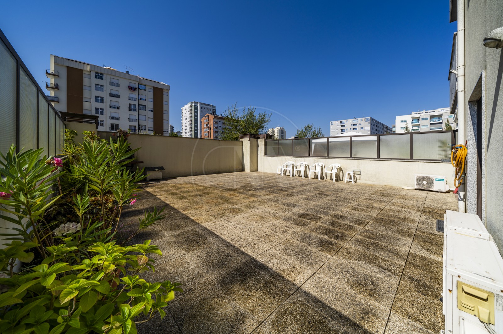 Apartamento T3 para Venda em Braga (Maximinos, Sé e Cividade), Braga, Braga - Terraço (Imagem 2)
