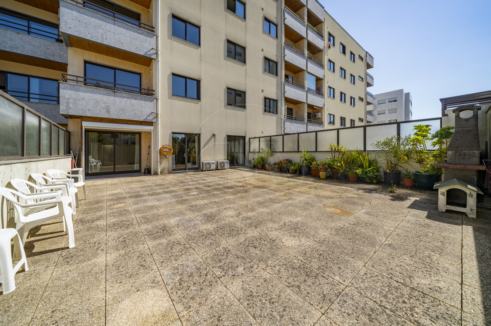 Apartamento T3 para Venda em Braga (Maximinos, Sé e Cividade), Braga, Braga - Terraço (Imagem 3)