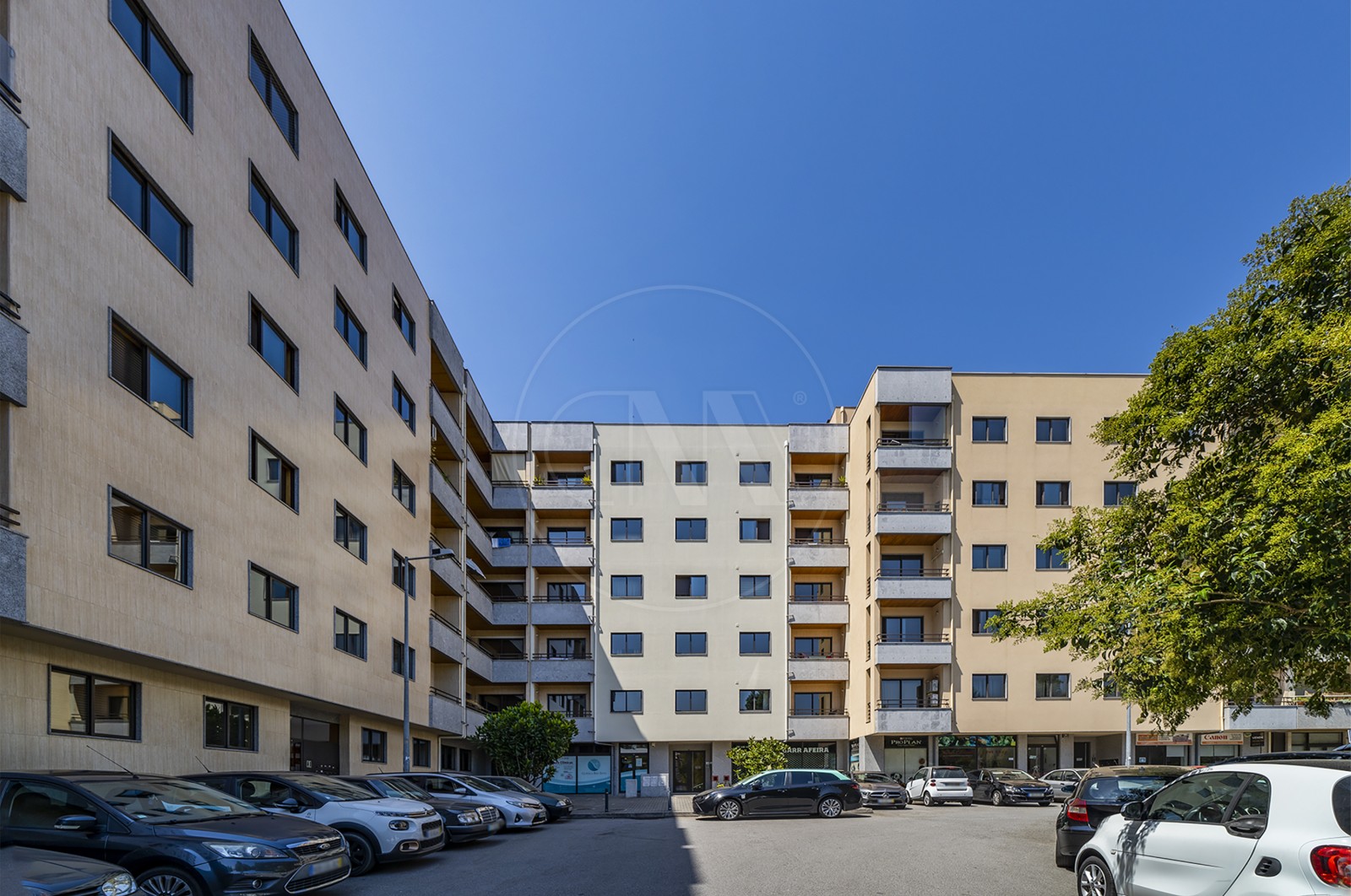 Apartamento T3 para Venda em Braga (Maximinos, Sé e Cividade), Braga, Braga - Fachada (Imagem 3)