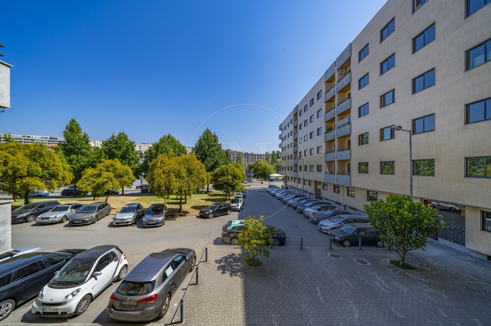 Apartamento T3 para Venda em Braga (Maximinos, Sé e Cividade), Braga, Braga - Vistas (Imagem 1)