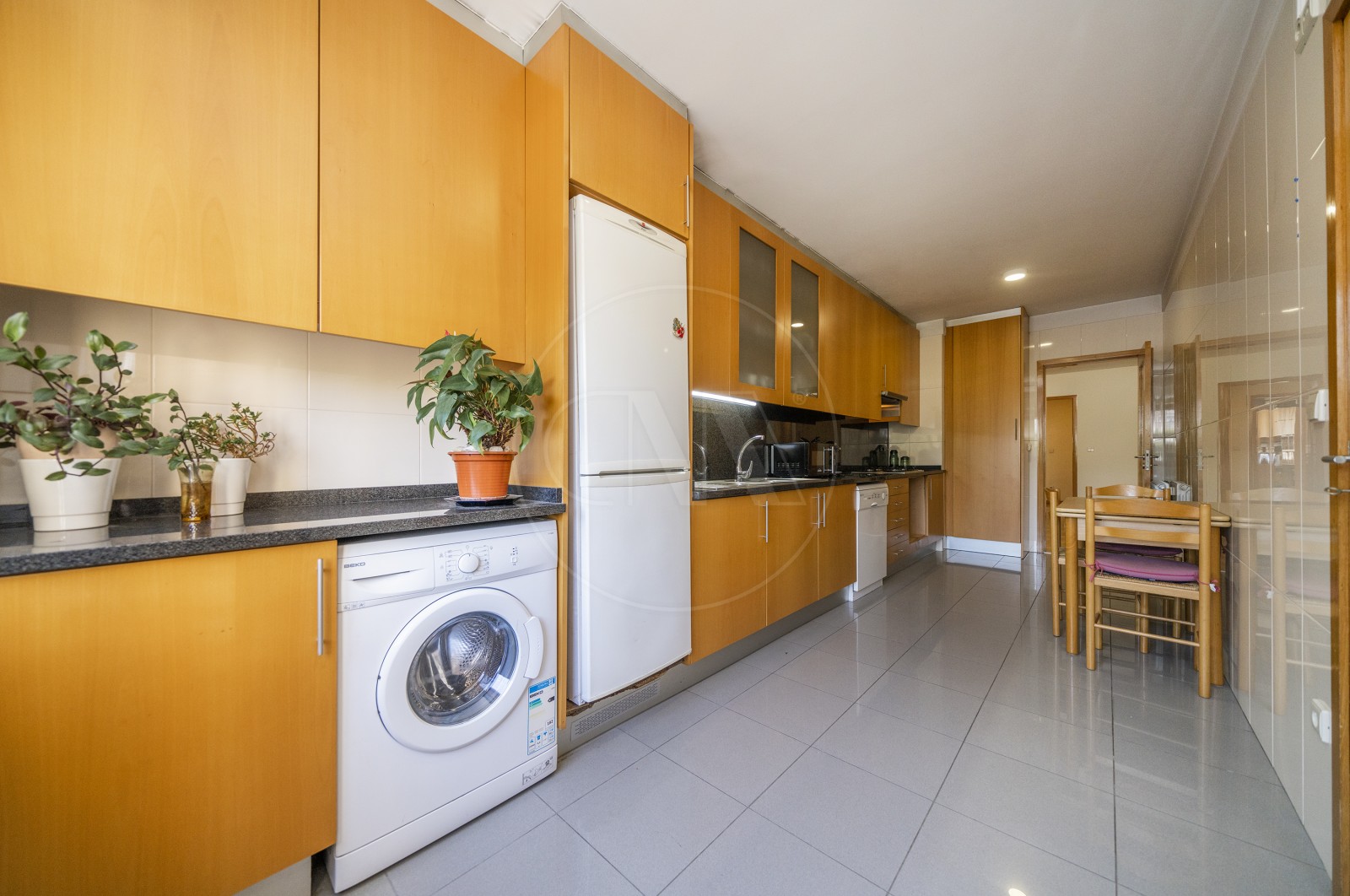 Apartamento T3 para Venda em Braga (Maximinos, Sé e Cividade), Braga, Braga - Cozinha (Imagem 2)