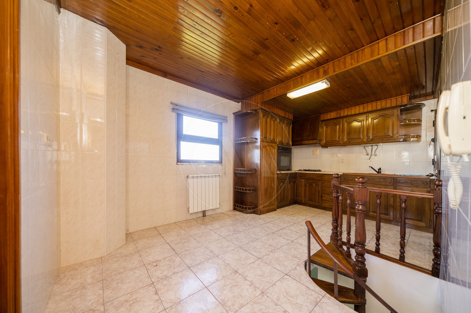 Moradia T4 para Venda em Dornelas, Amares, Braga - Cozinha (Imagem 1)