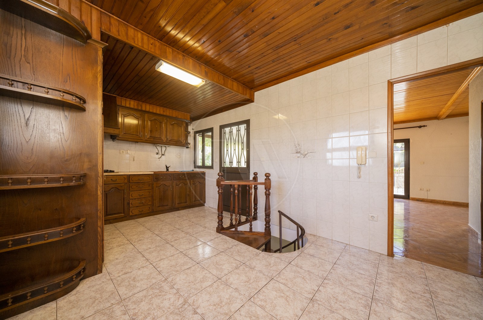 Moradia T4 para Venda em Dornelas, Amares, Braga - Cozinha (Imagem 3)