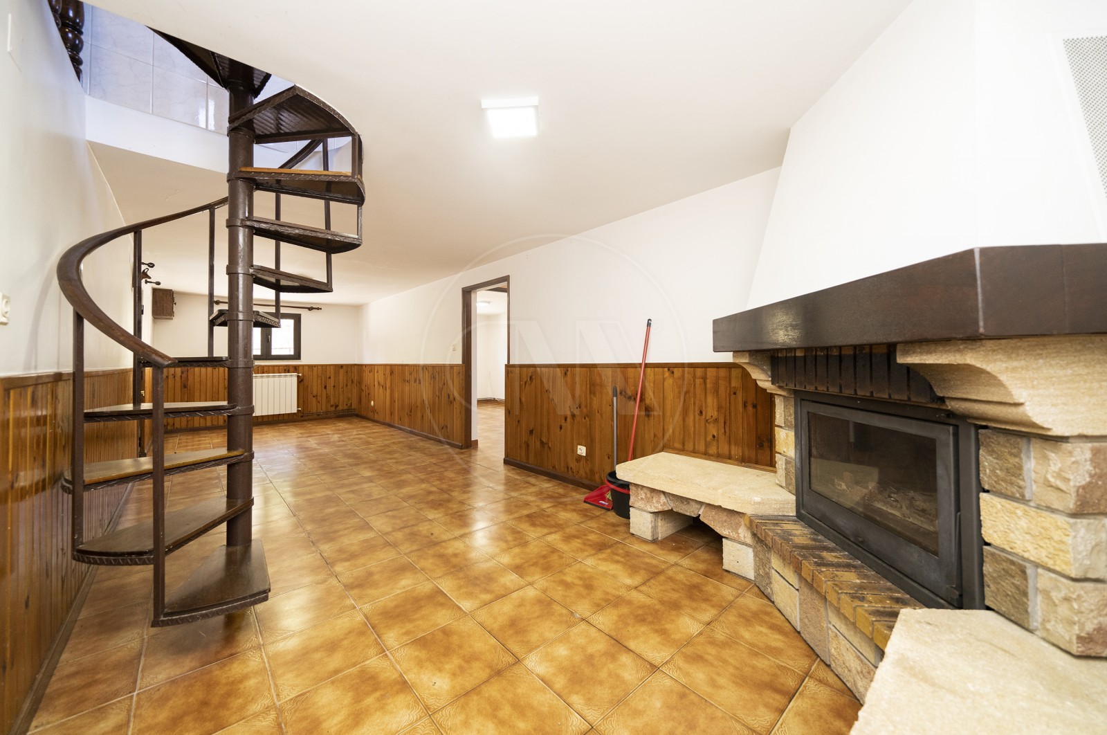 Moradia T4 para Venda em Dornelas, Amares, Braga - Sala (Imagem 5)