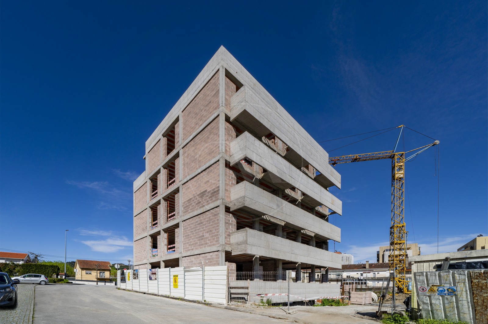 Apartamento T3 para Venda em Póvoa de Lanhoso (Nossa Senhora do Amparo), Póvoa de Lanhoso, Braga - Área envolvente (Imagem 14)