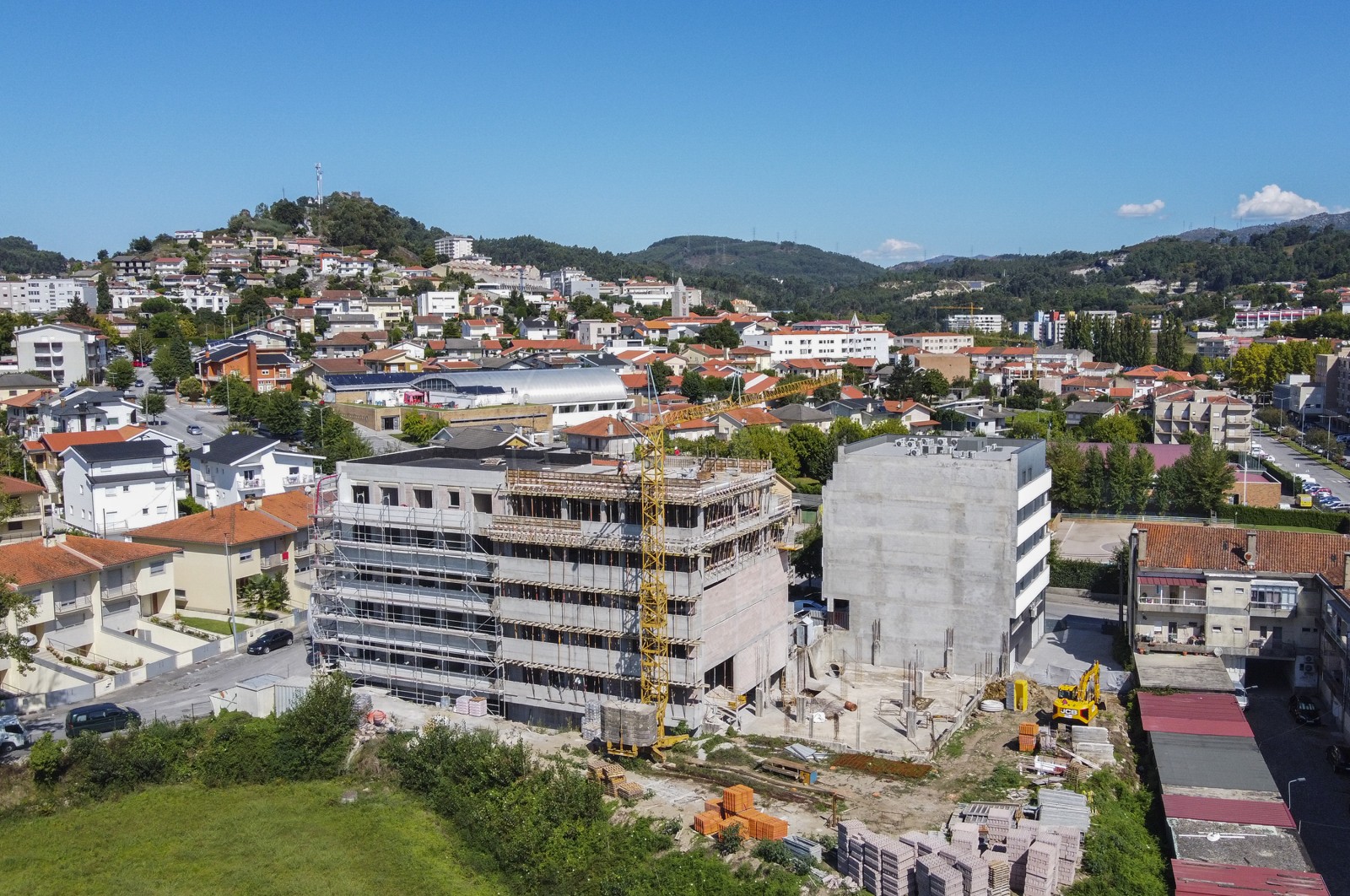 Apartamento T3 para Venda em Póvoa de Lanhoso (Nossa Senhora do Amparo), Póvoa de Lanhoso, Braga - Área envolvente (Imagem 4)
