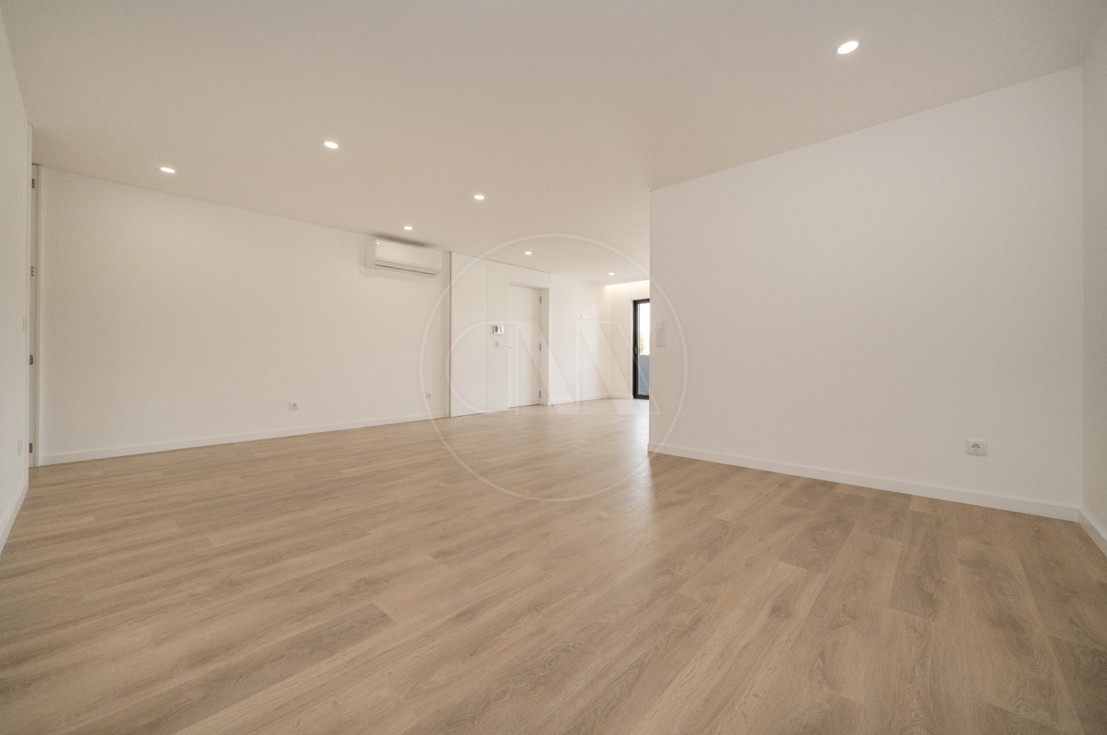 Apartment T3 for For sale in Póvoa de Lanhoso (Nossa Senhora do Amparo), Póvoa de Lanhoso, Braga - Sala (Imagem 3)