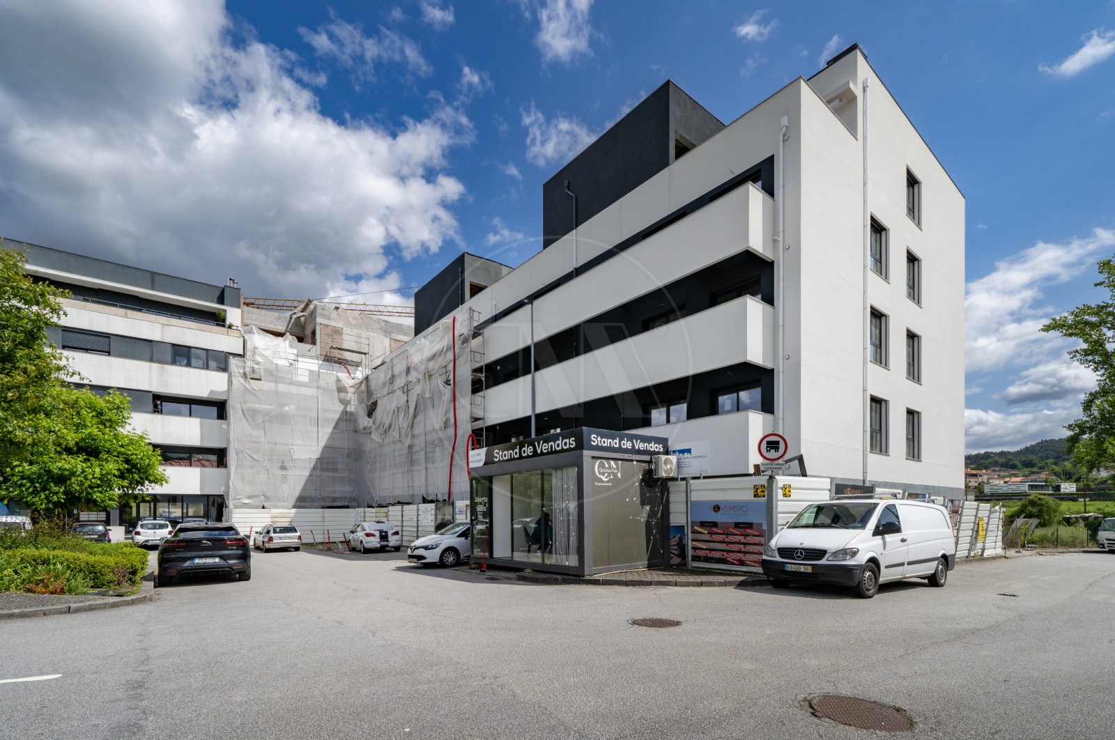 Apartamento T2 para Venda em Póvoa de Lanhoso (Nossa Senhora do Amparo), Póvoa de Lanhoso, Braga - Fachada (Imagem 3)