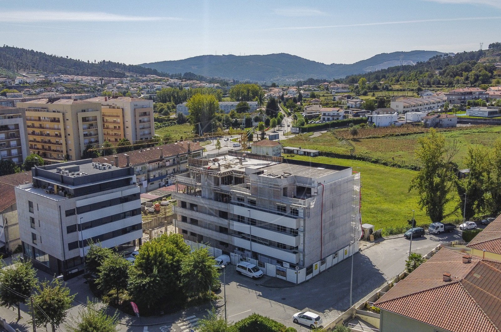 Apartamento T2 para Venda em Póvoa de Lanhoso (Nossa Senhora do Amparo), Póvoa de Lanhoso, Braga - Área envolvente (Imagem 3)