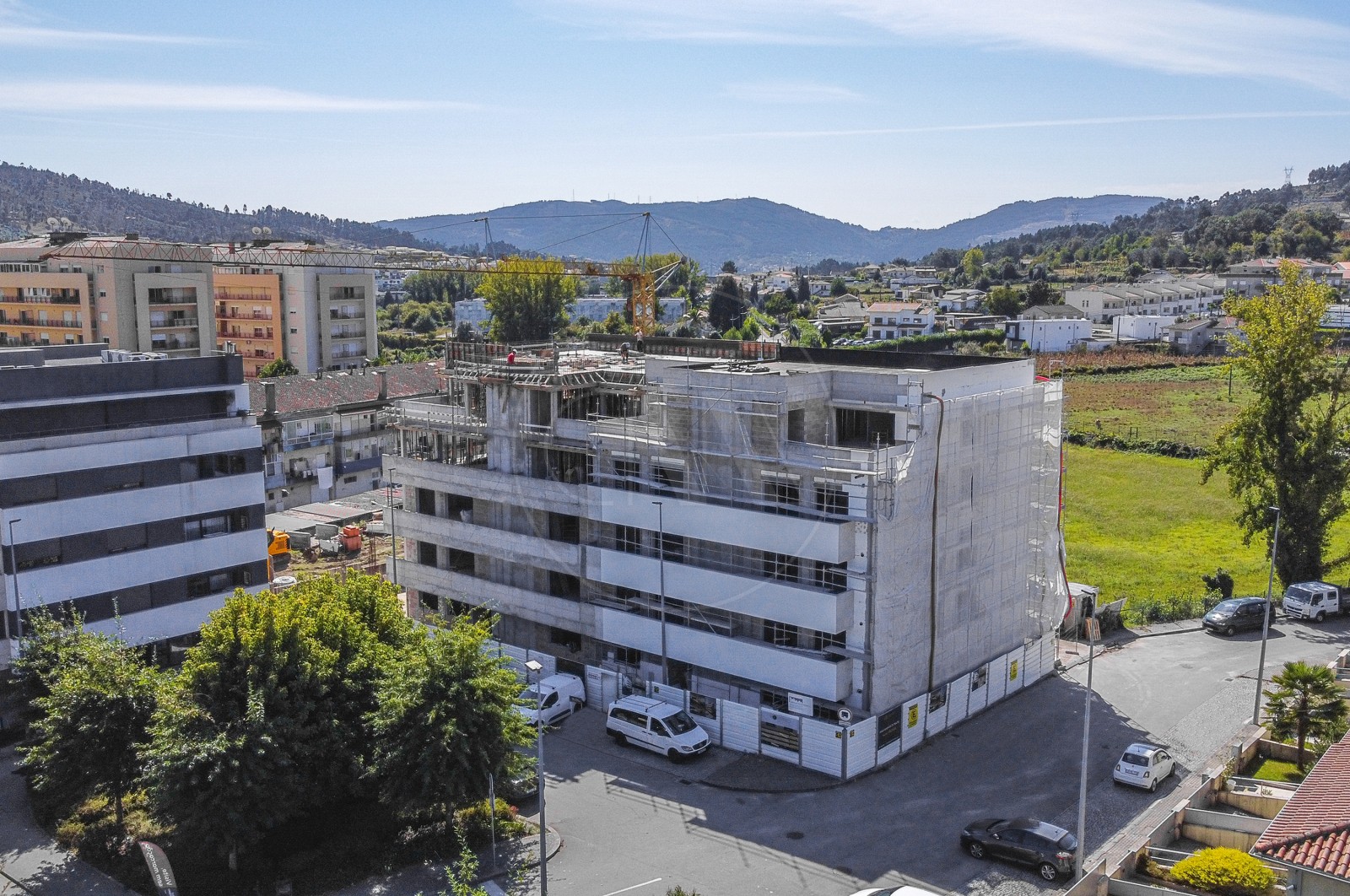 Apartamento T2 para Venda em Póvoa de Lanhoso (Nossa Senhora do Amparo), Póvoa de Lanhoso, Braga - Área envolvente (Imagem 5)