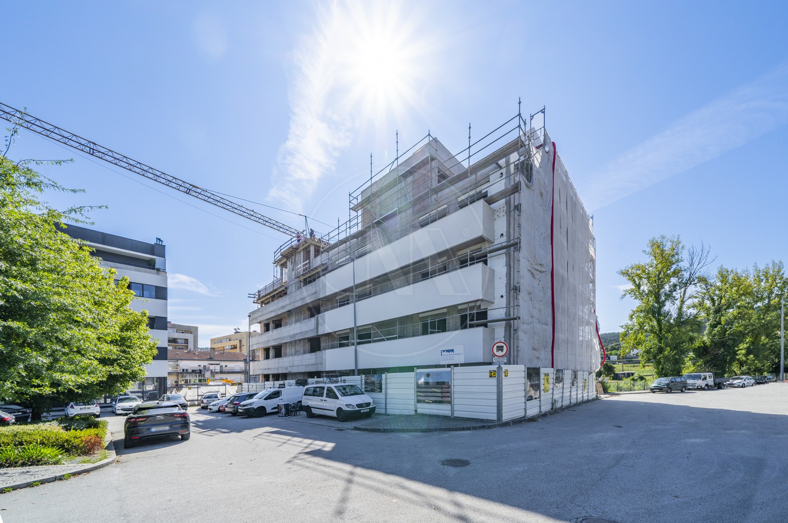 Apartamento T3 para Venda em Póvoa de Lanhoso (Nossa Senhora do Amparo), Póvoa de Lanhoso, Braga - Fachada (Imagem 3)