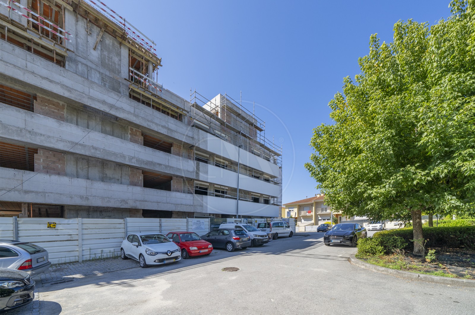 Apartamento T3 para Venda em Póvoa de Lanhoso (Nossa Senhora do Amparo), Póvoa de Lanhoso, Braga - Fachada (Imagem 5)