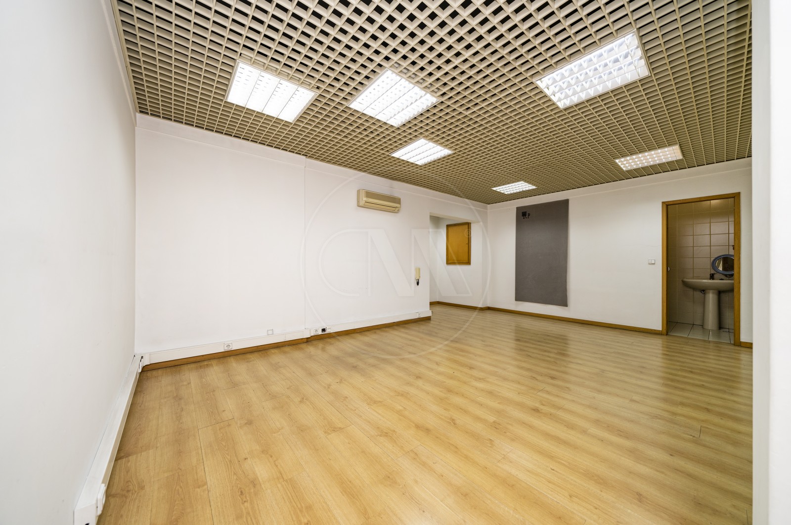 Escritório para Venda em Braga (São José de São Lázaro e São João do Souto), Braga, Braga - Sala (Imagem 15)