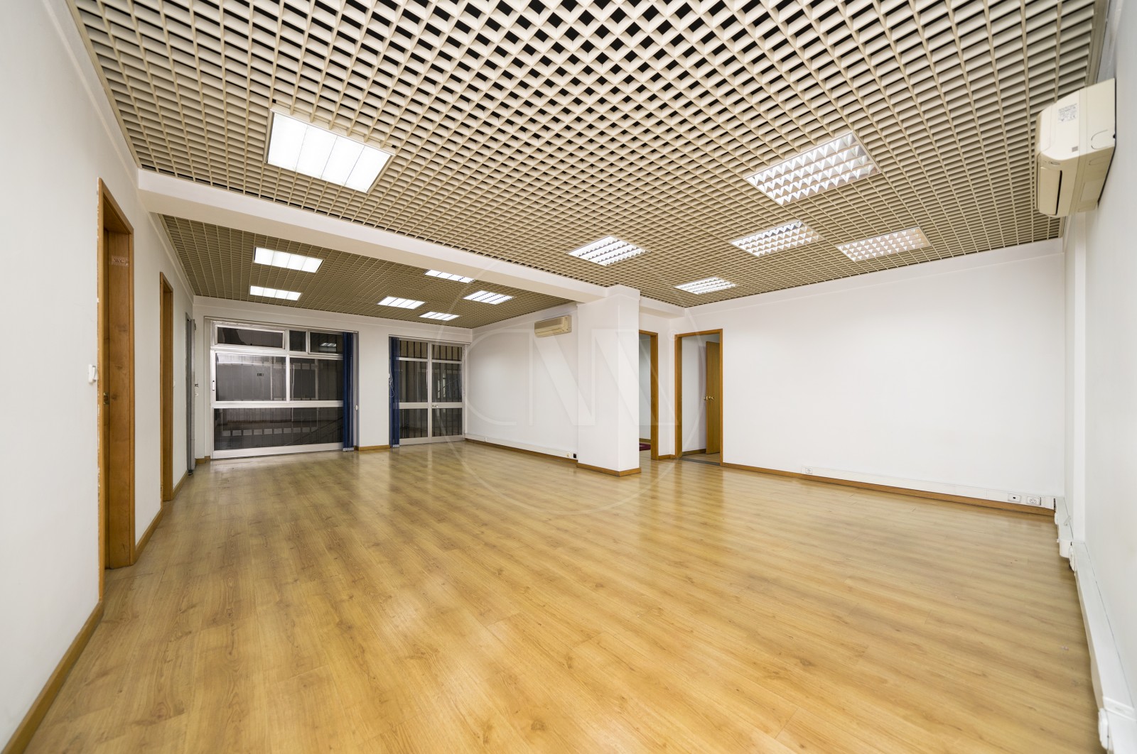 Escritório para Venda em Braga (São José de São Lázaro e São João do Souto), Braga, Braga - Sala (Imagem 17)