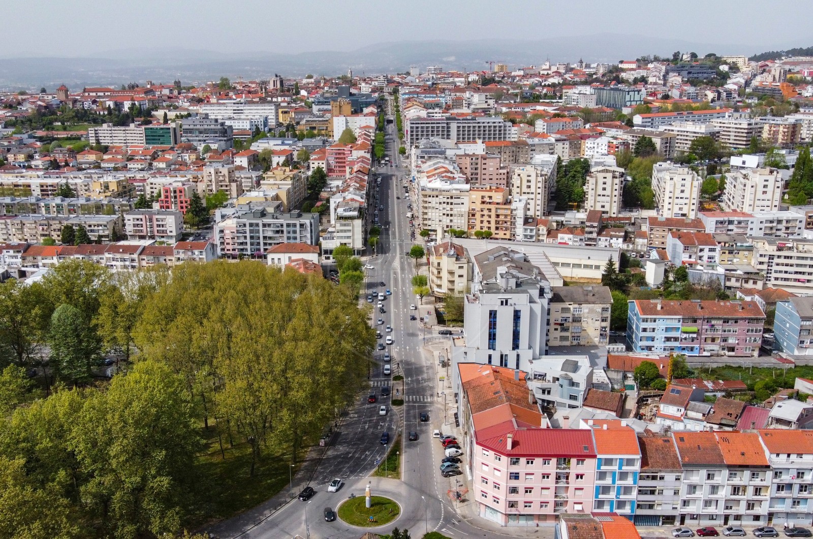 Escritório para Venda em Braga (São José de São Lázaro e São João do Souto), Braga, Braga - Área envolvente (Imagem 1)
