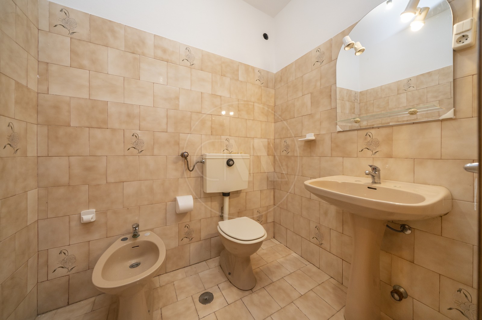 Apartamento T3 para Venda em Braga (Maximinos, Sé e Cividade), Braga, Braga - Casa de banho (Imagem 1)