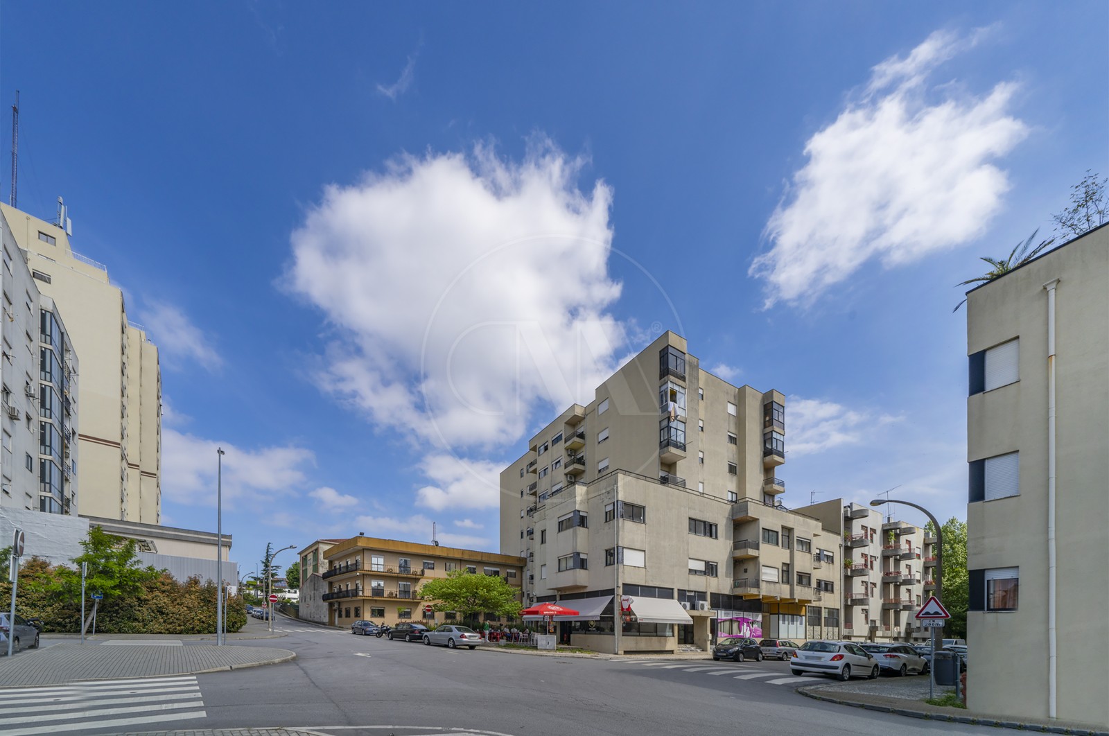 Apartamento T3 para Venda em Braga (Maximinos, Sé e Cividade), Braga, Braga - Área envolvente (Imagem 1)