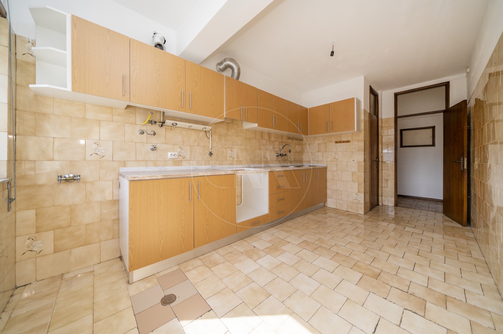 Apartamento T3 para Venda em Braga (Maximinos, Sé e Cividade), Braga, Braga - Cozinha (Imagem 3)