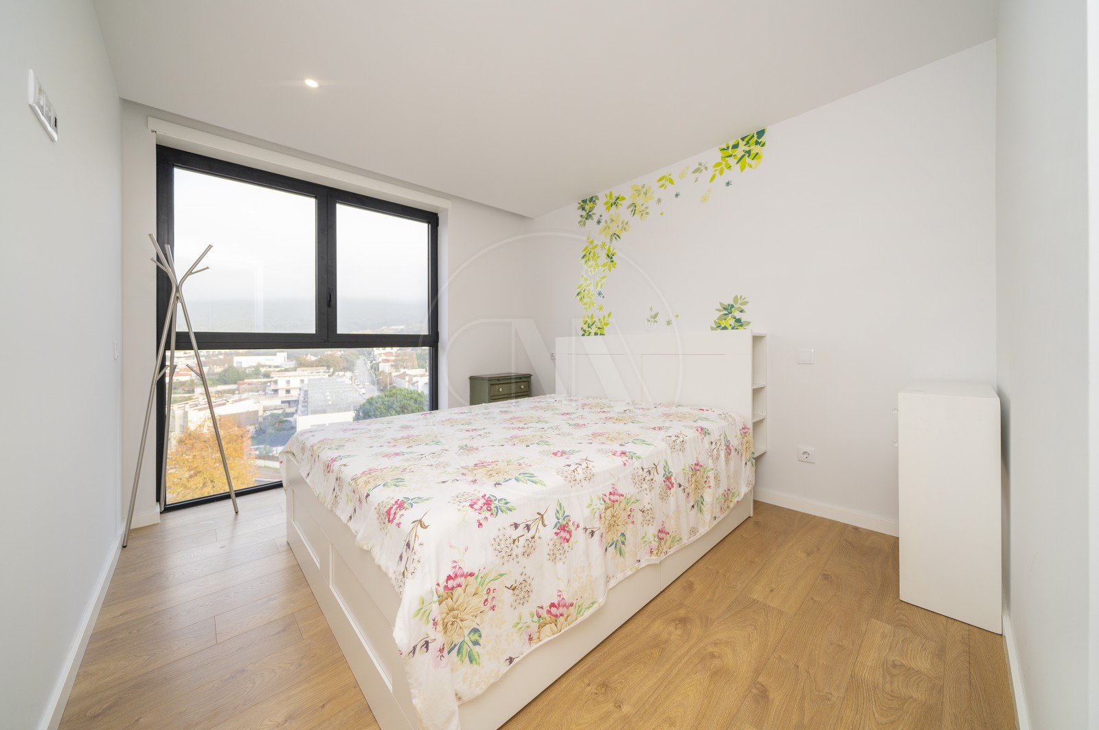 Apartamento T4 para Venda em Nogueira, Fraião e Lamaçães, Braga, Braga - Suite (Imagem 2)