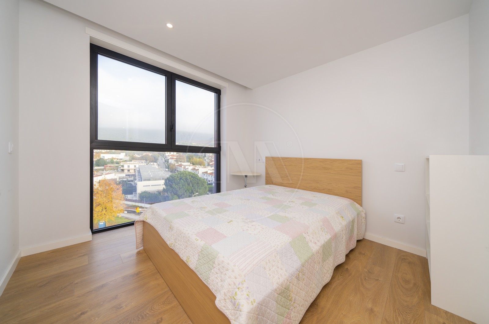 Apartamento T4 para Venda em Nogueira, Fraião e Lamaçães, Braga, Braga - Quarto (Imagem 4)