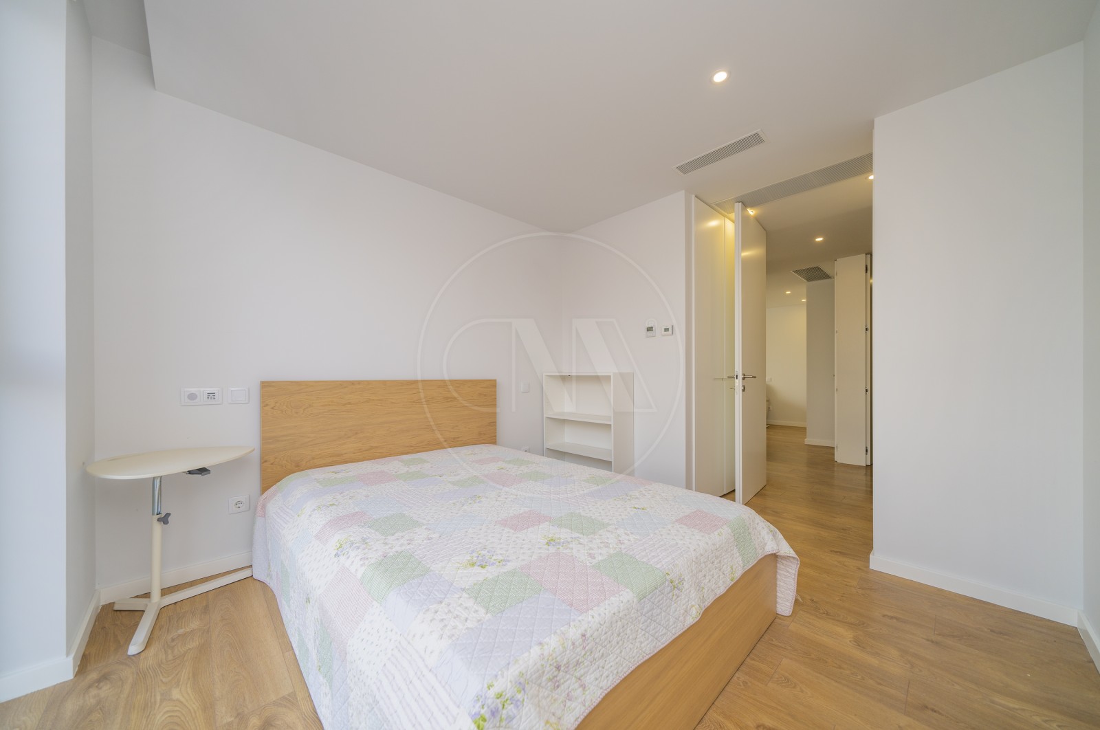 Apartamento T4 para Venda em Nogueira, Fraião e Lamaçães, Braga, Braga - Quarto (Imagem 5)